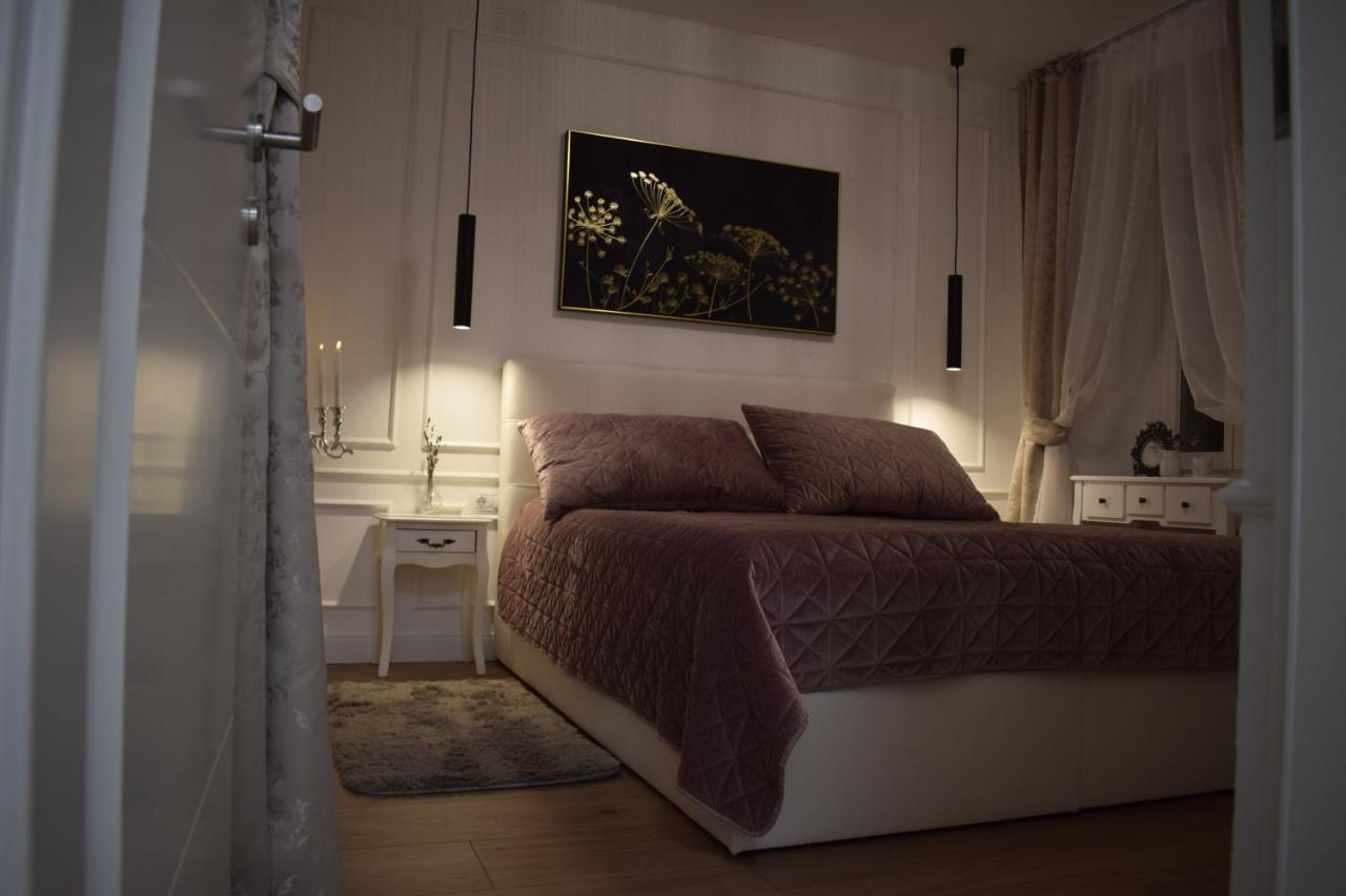 Apartment Trixi Maksimijan Pula Dış mekan fotoğraf